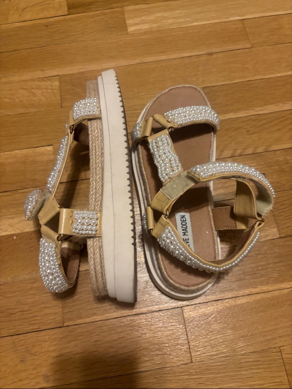 Steve Madden Womens Tan Pearl-Embellished Platform Sandals